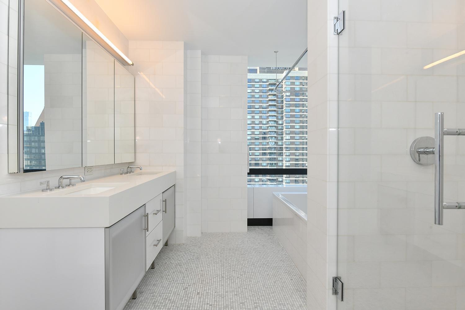 Opulent 2br Duplex - Iconic Midtown Views Pangsapuri *