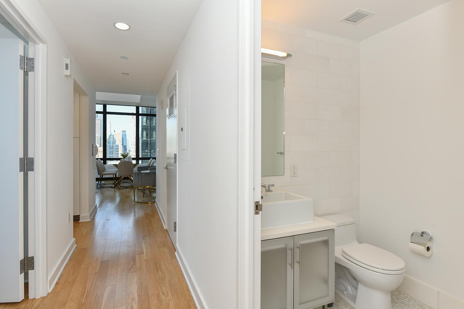 Pangsapuri Opulent 2br Duplex - Iconic Midtown Views New York