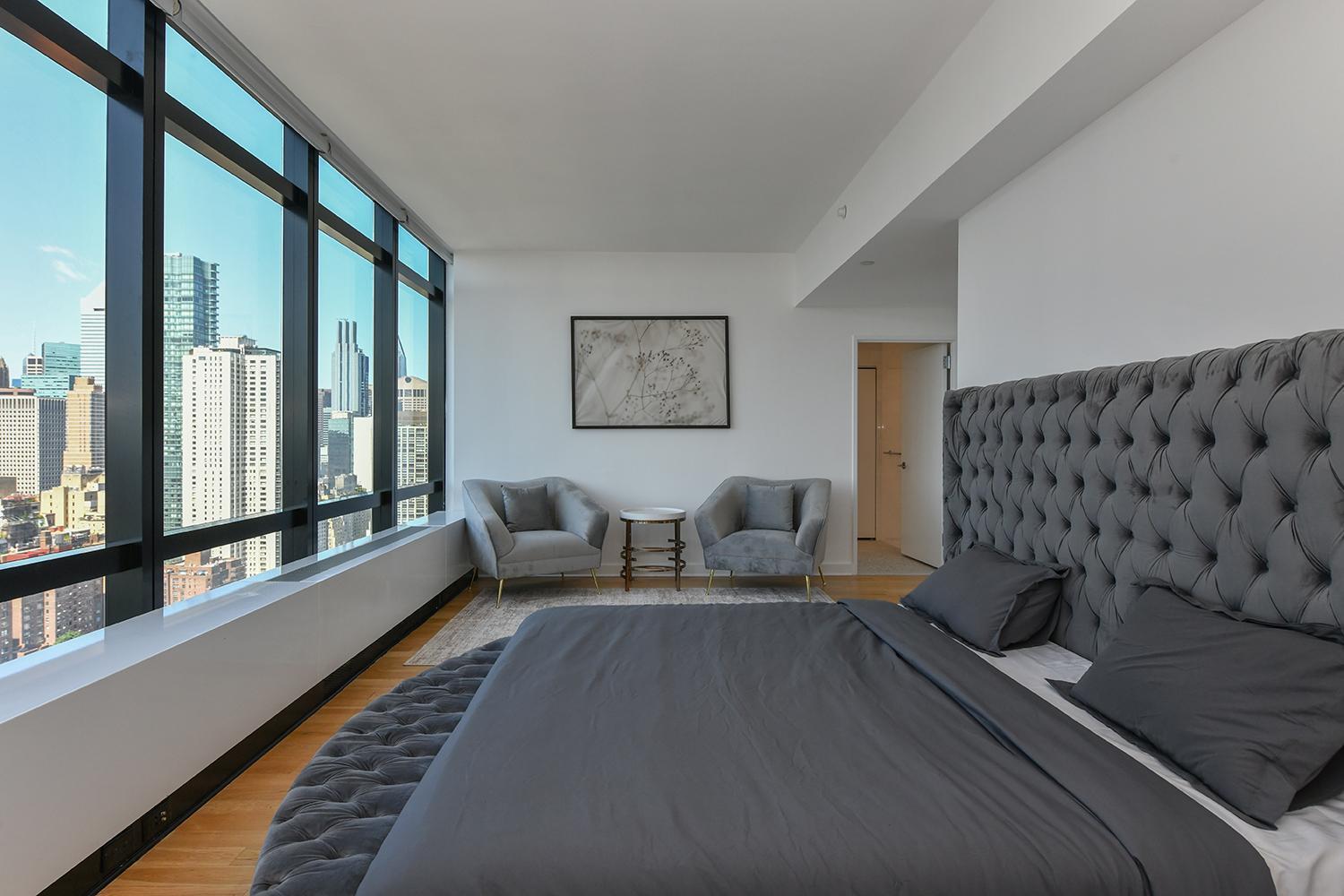 Opulent 2br Duplex - Iconic Midtown Views Pangsapuri New York